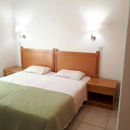2 Bedroom Lägenhet Ayia Napa